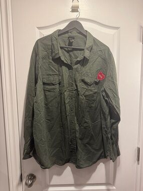 602-Torrid Olive Green Button Down Shirt with "Nope" Heart Patch